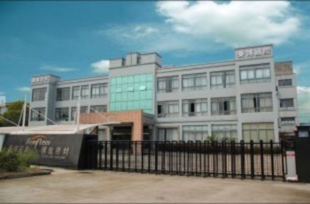 40YRS OF PROFESSIONAL PRODUCTION TECHNOLOGY AND EXPERIENCE 40YRS OF PROFESSIONAL PRODUCTION TECHNOLOGY AND EXPERIENCE